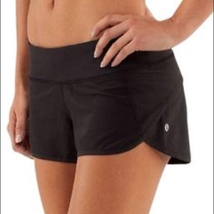 black lululemon speed shorts